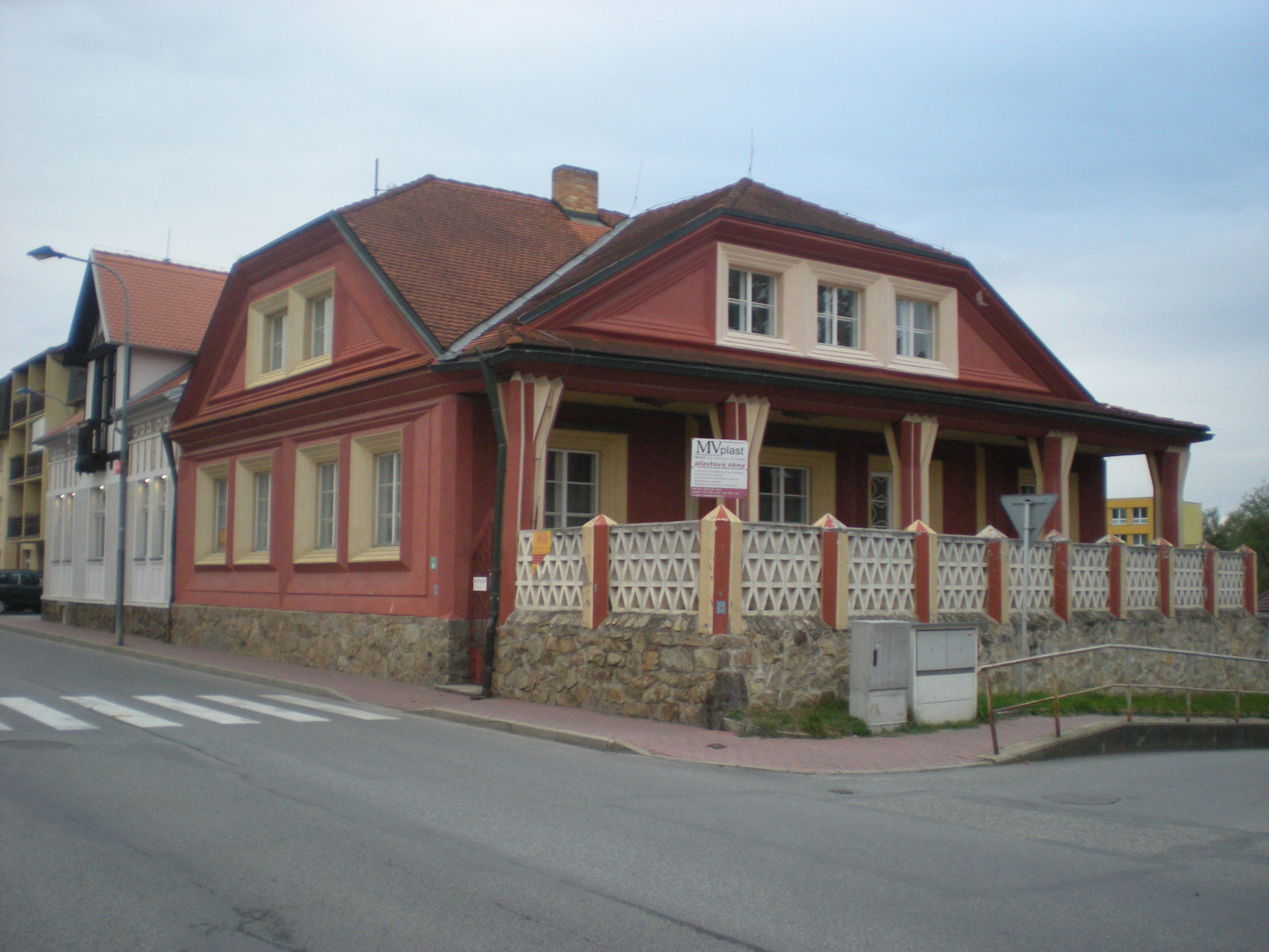 4 Drechselova vila ze Strachovské ulice